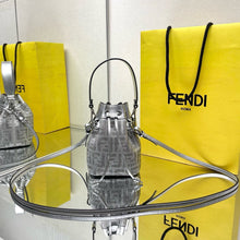 Load image into Gallery viewer, FF233 Mon Tresor / 7.1x3.9x4.7inch / HIGHEST QUALITY VERSION