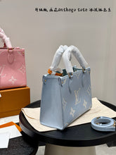 Load image into Gallery viewer, LB1262 OnTheGo PM / 9.8 x 7.5 x 4.5 inches