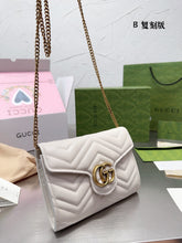 Load image into Gallery viewer, GC558 GG Marmont Chain Wallet / 8"W x 5"H x 1.5"D