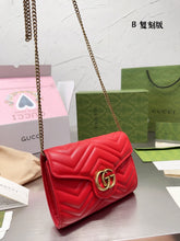 Load image into Gallery viewer, GC558 GG Marmont Chain Wallet / 8"W x 5"H x 1.5"D
