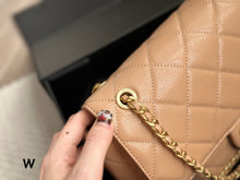 Load image into Gallery viewer, CC893 CC Flap Handbag / 6 × 9.9 × 2.5 in