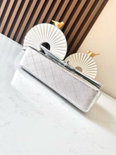 Load image into Gallery viewer, CC1170 Classic Handbag / HIGHEST QUALITY VERSION / 6 × 9.9 × 2.5 in