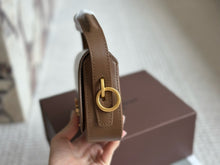 Load image into Gallery viewer, YSK337 Voltaire / 9.4" x 5.9" x 2"