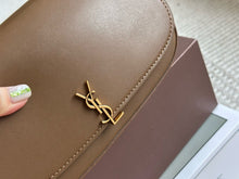 Load image into Gallery viewer, YSK337 Voltaire / 9.4" x 5.9" x 2"