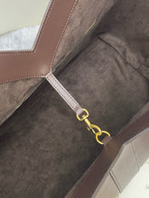 Load image into Gallery viewer, YSK433 Y Tote in Leather / 14.6 " x 12.6" x 2.8–8.7" / HIGHEST QUALITY VERSION