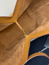 Load image into Gallery viewer, YSK434 Y Tote in Leather / 14.6 " x 12.6" x 2.8–8.7" / HIGHEST QUALITY VERSION