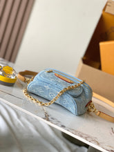 Load image into Gallery viewer, LB1186 Mini Bumbag / HIGHEST QUALITY VERSION / 6.7 x 4.7 x 3.7 inches