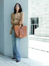 Load image into Gallery viewer, YSK434 Y Tote in Leather / 14.6 " x 12.6" x 2.8–8.7" / HIGHEST QUALITY VERSION