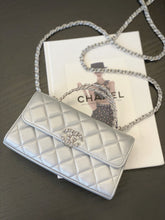 Load image into Gallery viewer, CC764 Clutch with Chain / HIGHEST QUALITY VERSION / 7.1x3.9x1.8inch