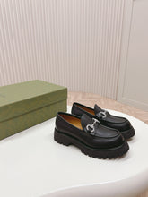 Load image into Gallery viewer, SE1508 Gucci Women's lug sole loafer / Size5-10