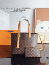 Load image into Gallery viewer, LB1086 Piano / 9.8 x 10.6 x 4.5 inches