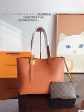 Load image into Gallery viewer, LB1087 Piano / 9.8 x 10.6 x 4.5 inches