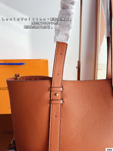 Load image into Gallery viewer, LB1087 Piano / 9.8 x 10.6 x 4.5 inches