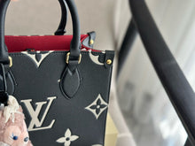 Load image into Gallery viewer, LB1088 OnTheGo PM / 9.8 x 7.5 x 4.5 inches