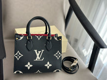 Load image into Gallery viewer, LB1088 OnTheGo PM / 9.8 x 7.5 x 4.5 inches