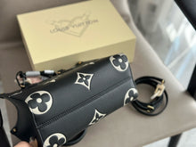 Load image into Gallery viewer, LB1088 OnTheGo PM / 9.8 x 7.5 x 4.5 inches