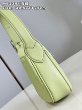 Load image into Gallery viewer, LB843 Mini Moon / HIGHEST QUALITY VERSION / 8.1 x 4.3 x 2 inches