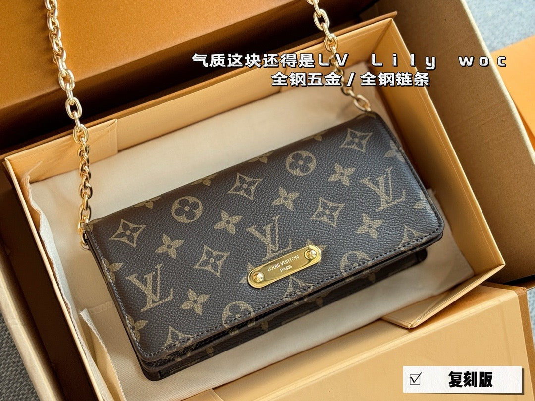 LB977 Wallet On Chain Lily / 8.1 x 4 x 1.4 inches – Hpass168