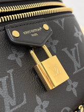 Load image into Gallery viewer, LB1696 Louis Vuitton Vanity / HIGHEST QUALITY VERSION / 19×11.5×6.5 cm