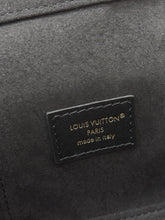 Load image into Gallery viewer, LB1696 Louis Vuitton Vanity / HIGHEST QUALITY VERSION / 19×11.5×6.5 cm