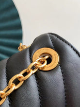 Load image into Gallery viewer, LB807 New Wave Chain Bag MM / HIGHEST QUALITY VERSION / 9.4 x 5.5 x 3.5 inches