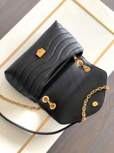 Load image into Gallery viewer, LB807 New Wave Chain Bag MM / HIGHEST QUALITY VERSION / 9.4 x 5.5 x 3.5 inches