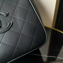 Load image into Gallery viewer, CC1481 Chanel 26B Metiers d’Art / HIGHEST QUALITY VERSION / 20.5×21×15 cm