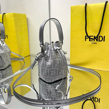 Load image into Gallery viewer, FF233 Mon Tresor / 7.1x3.9x4.7inch / HIGHEST QUALITY VERSION