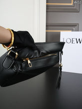 Load image into Gallery viewer, LWE054 LOEWE Puzzle Featherlight Geometric Bag / M 24×15 cm | S 17×11 cm
