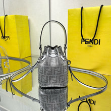 Load image into Gallery viewer, FF233 Mon Tresor / 7.1x3.9x4.7inch / HIGHEST QUALITY VERSION