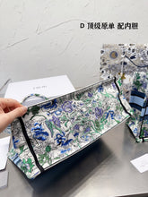 Load image into Gallery viewer, DR306 Medium/Large Dior Book Tote