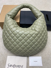 Load image into Gallery viewer, YSK441 ICARE Hobo in Quilted Nappa / 11.8–18.5" x 12" x 0.8–4.7" / HIGHEST QUALITY VERSION