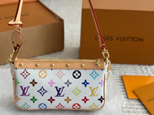 Load image into Gallery viewer, LB1190 LV x TM Pochette Accessoires / 8.7 x 5.1 x 1.6 inches