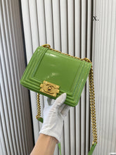 Load image into Gallery viewer, CC895 Small Boy Handbag / 7.1x5.9x3.3inch