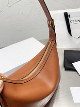 Load image into Gallery viewer, CL126 Helose Bag / 12x11x3IN