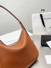 Load image into Gallery viewer, CL126 Helose Bag / 12x11x3IN