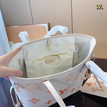 Load image into Gallery viewer, LB812 Neverfull MM / 12.2 x 11 x 5.5 inches