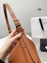 Load image into Gallery viewer, CL126 Helose Bag / 12x11x3IN