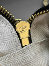 Load image into Gallery viewer, CC1489 Chanel 26A Metiers d’Art Horizontal / HIGHEST QUALITY VERSION / 24.5×13×8 cm