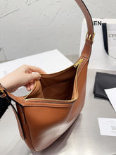 Load image into Gallery viewer, CL126 Helose Bag / 12x11x3IN