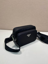 Load image into Gallery viewer, PD410 Prada Re-Nylon & Saffiano / HIGHEST QUALITY VERSION / 20×13.5×7 cm