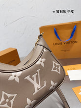 Load image into Gallery viewer, LB814 Bagatelle / 9.4 x 7.1 x 2.8 inches