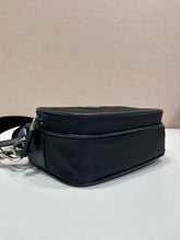 Load image into Gallery viewer, PD410 Prada Re-Nylon & Saffiano / HIGHEST QUALITY VERSION / 20×13.5×7 cm