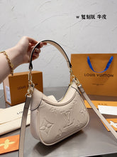 Load image into Gallery viewer, LB814 Bagatelle / 9.4 x 7.1 x 2.8 inches