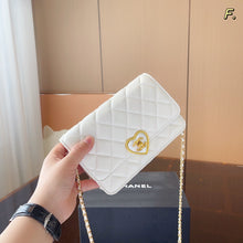 Load image into Gallery viewer, CC717 Wallet on the Chain / 7.5x1.6x4.7inch