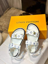 Load image into Gallery viewer, SE1375 LB Sandals / Size5-11