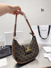 Load image into Gallery viewer, CL116 Ava Triomphe Soft Bag / 10 x 7 x 4 IN