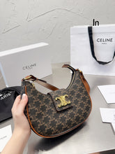 Load image into Gallery viewer, CL116 Ava Triomphe Soft Bag / 10 x 7 x 4 IN