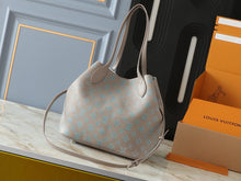 Load image into Gallery viewer, LB1118 Blossom PM/MM