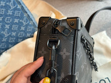 Load image into Gallery viewer, MBG063 Mini Soft Trunk / 7.3 x 5.1 x 3.1 inches